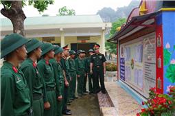 Đa dạng hình thức giáo dục chính trị, tư tưởng cho bộ đội
